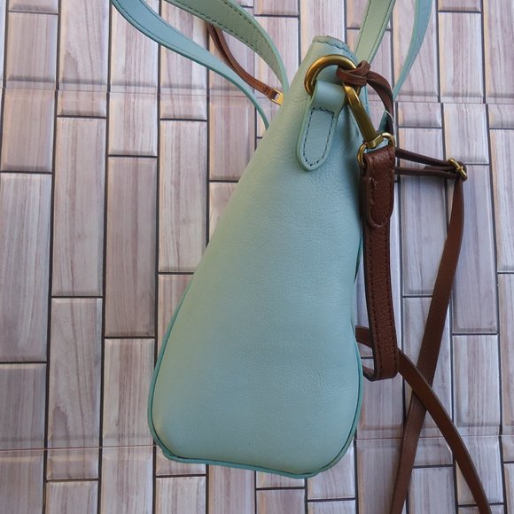 FOSSIL leather crossbody tote bag. - Picture 8 of 16